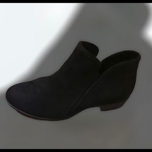 Black Oxford